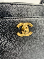 CHANEL Caviar leather Black Cerf Tote Bag with Strap