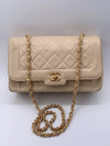 Sold-CHANEL Vintage Lambskin Single Flap Bag Beige/gold hardware