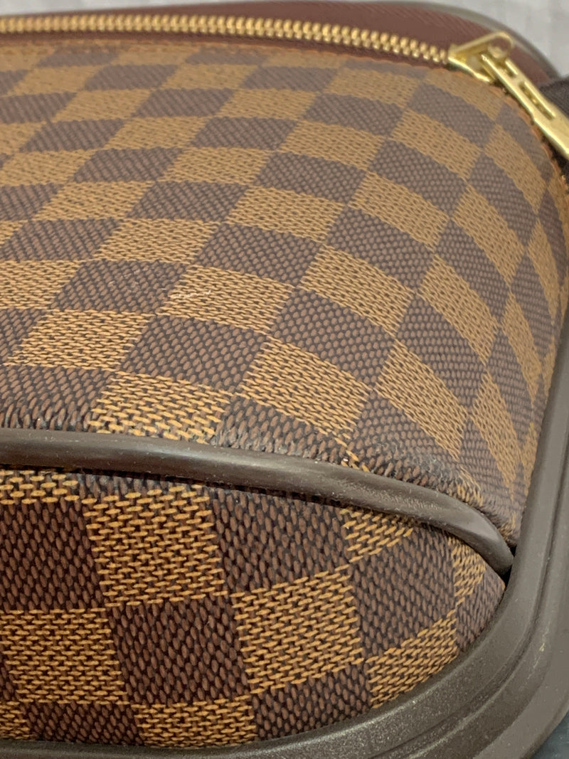 Sold-LOUIS VUITTON Damier Ebene Pegase 55 Luggage