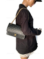 Sold-CHANEL Classic Lambskin Vintage Medium Flap Bag Black / Gold Hardware with Bijoux Chain