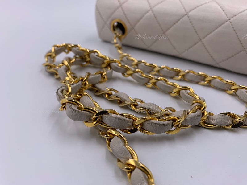 Sold-CHANEL Classic Lambskin Chain Mini Square Flap Bag White/ Gold hardware