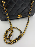 Sold-CHANEL Lambskin Medium Diana Single Chain Single Flap Bag Black/gold