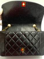 Sold-CHANEL Lambskin Medium Diana Single Chain Single Flap Bag Black/gold