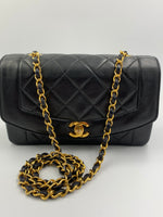 Sold-CHANEL Lambskin Small Diana Single Chain Single Flap Bag Black/gold