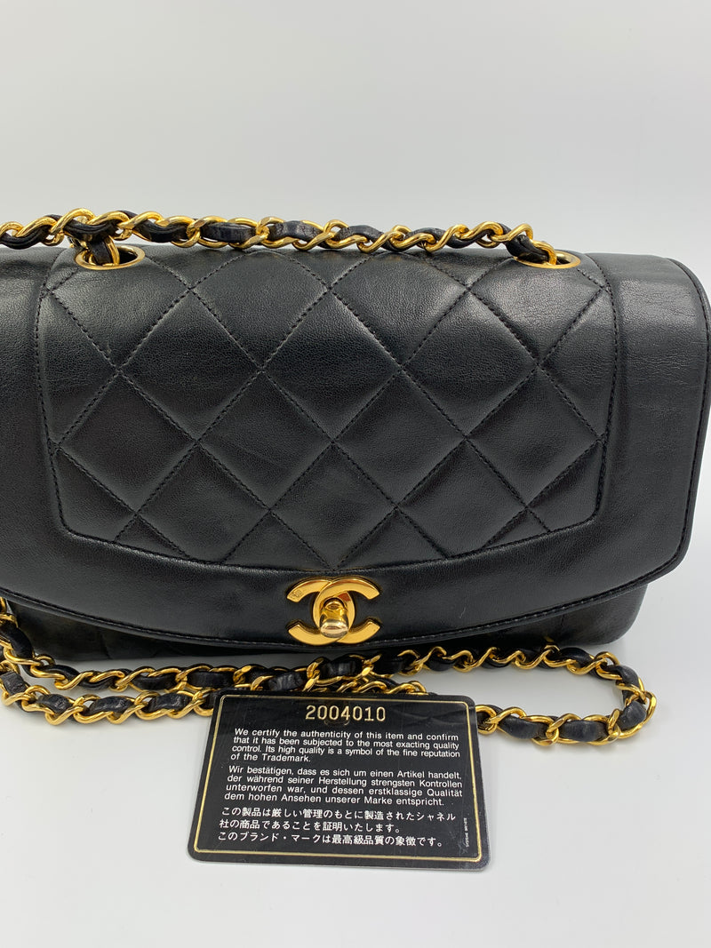 Sold-CHANEL Lambskin Small Diana Single Chain Single Flap Bag Black/gold