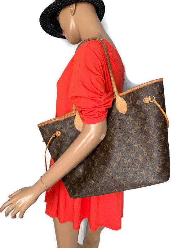 Sold-LOUIS VUITTON Monogram Neverfull MM