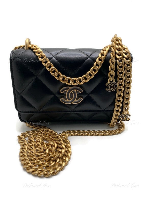 Sold-CHANEL Black Lambskin Mini Clutch Pending CC  Wallet-on-the-Chain Crossbody Bag Gold Hardware