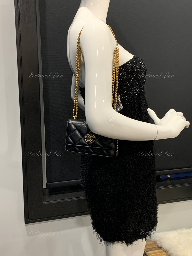 Sold-CHANEL Black Lambskin Mini Clutch Pending CC  Wallet-on-the-Chain Crossbody Bag Gold Hardware