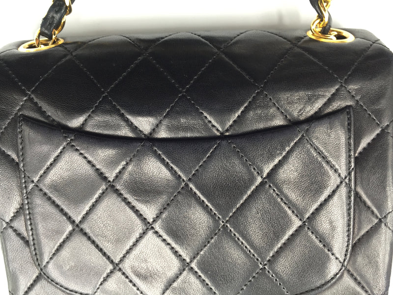 Sold-CHANEL Classic Lambskin Chain Mini Square Flap Bag black/gold J187