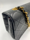 CHANEL Vintage Lambskin Medium Full Flap Bag black/gold hardware