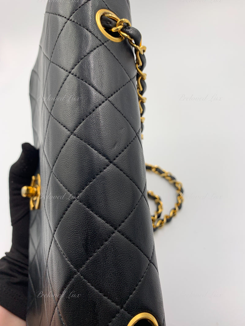 CHANEL Vintage Lambskin Medium Full Flap Bag black/gold hardware