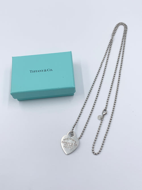 Sold-Tiffany 
Co 925 Silver Return to Tiffany Heart Tag Necklace