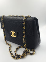 Sold-CHANEL Classic Lambskin Maxi Jumbo Flap Bag black/gold hardware