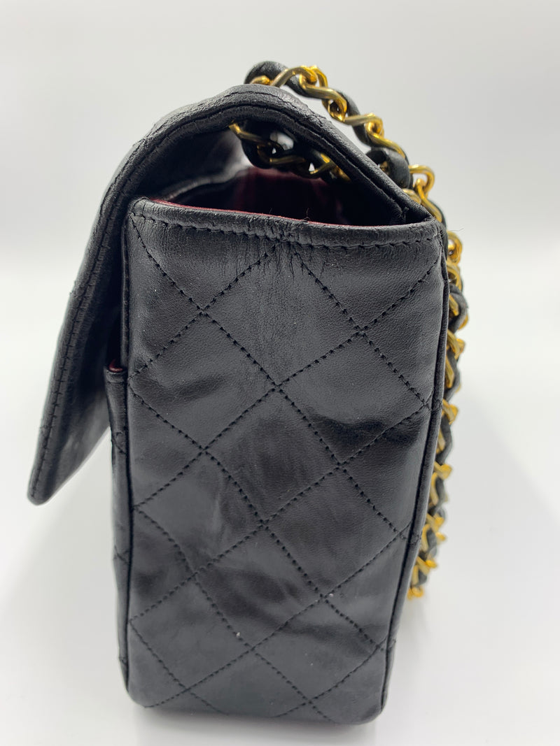 Sold-CHANEL Vintage Lambskin Medium/Large Single Flap Bag black/gold hardware