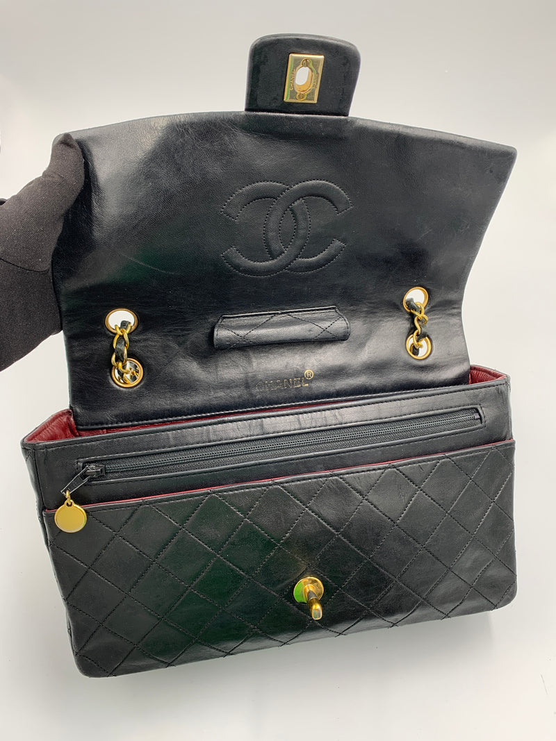 Sold-CHANEL Vintage Lambskin Medium/Large Single Flap Bag black/gold hardware