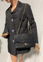 Sold-CHANEL Vintage Lambskin Medium/Large Single Flap Bag black/gold hardware