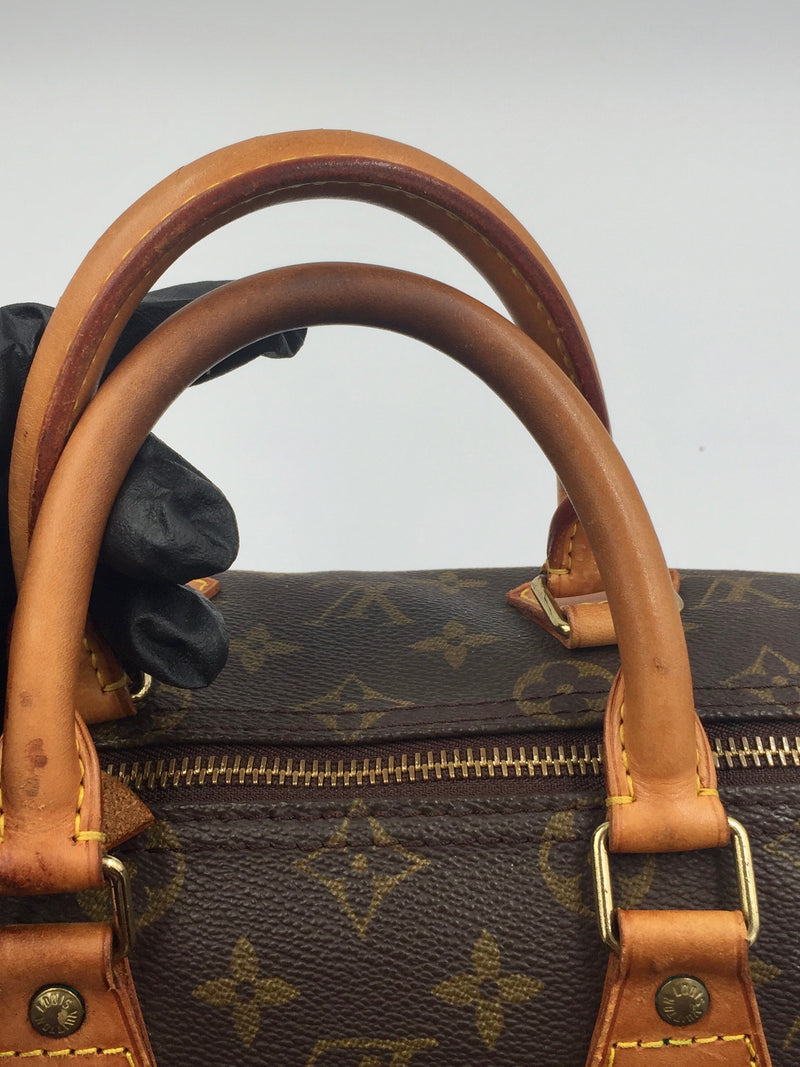 Sold-LOUIS VUITTON Monogram Speedy 25