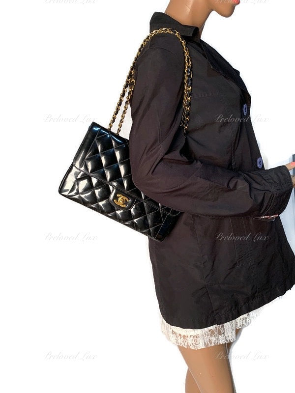 Sold-CHANEL Black Patent Leather Border Tab Diana Flap Crossbody Bag Gold hardware