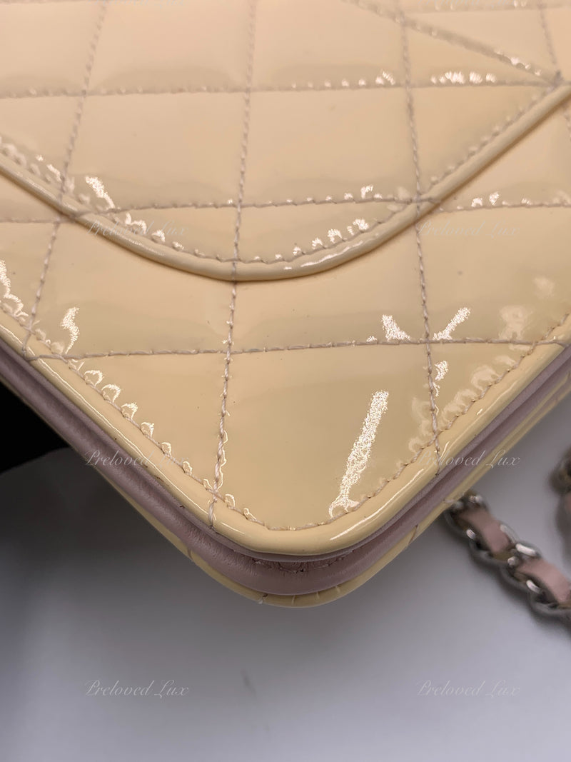 CHANEL Patent Leather Wallet-on-the-chain WOC Crossbody Flap Bag - Light beige / pink