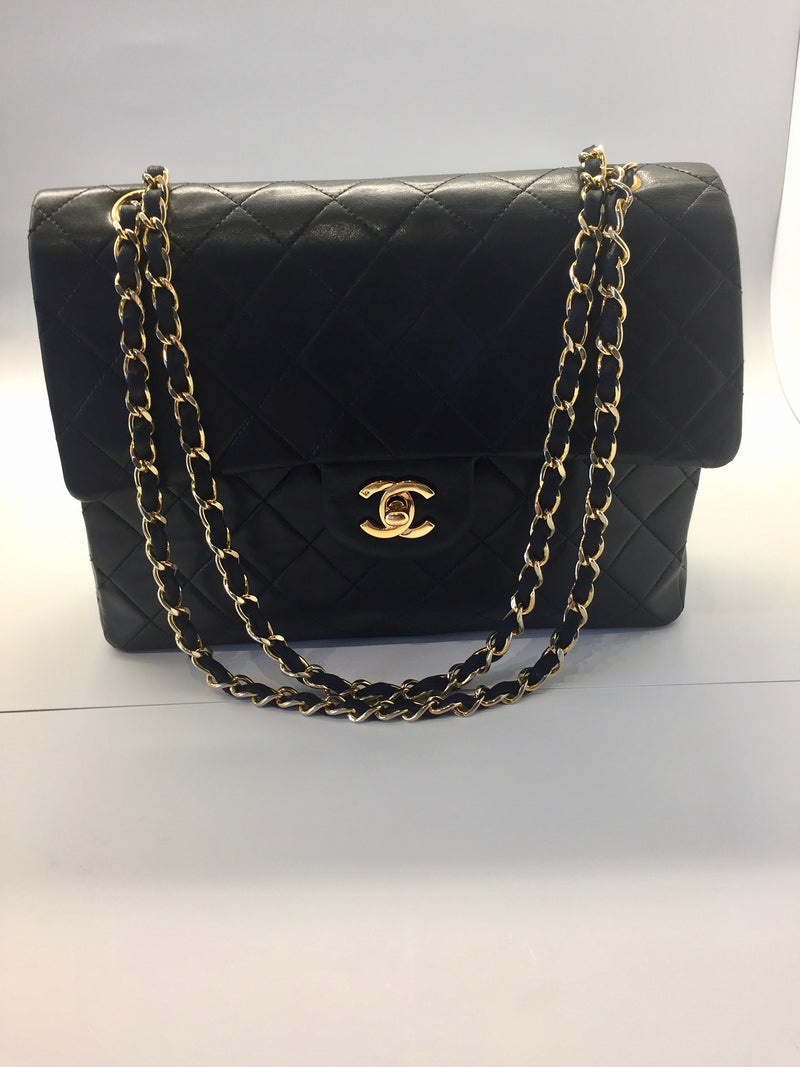 Sold-CHANEL Classic Lambskin Double Chain Double Flap Bag Medium black/gold