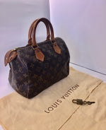 Sold-LOUIS VUITTON Monogram Speedy 25 (2)