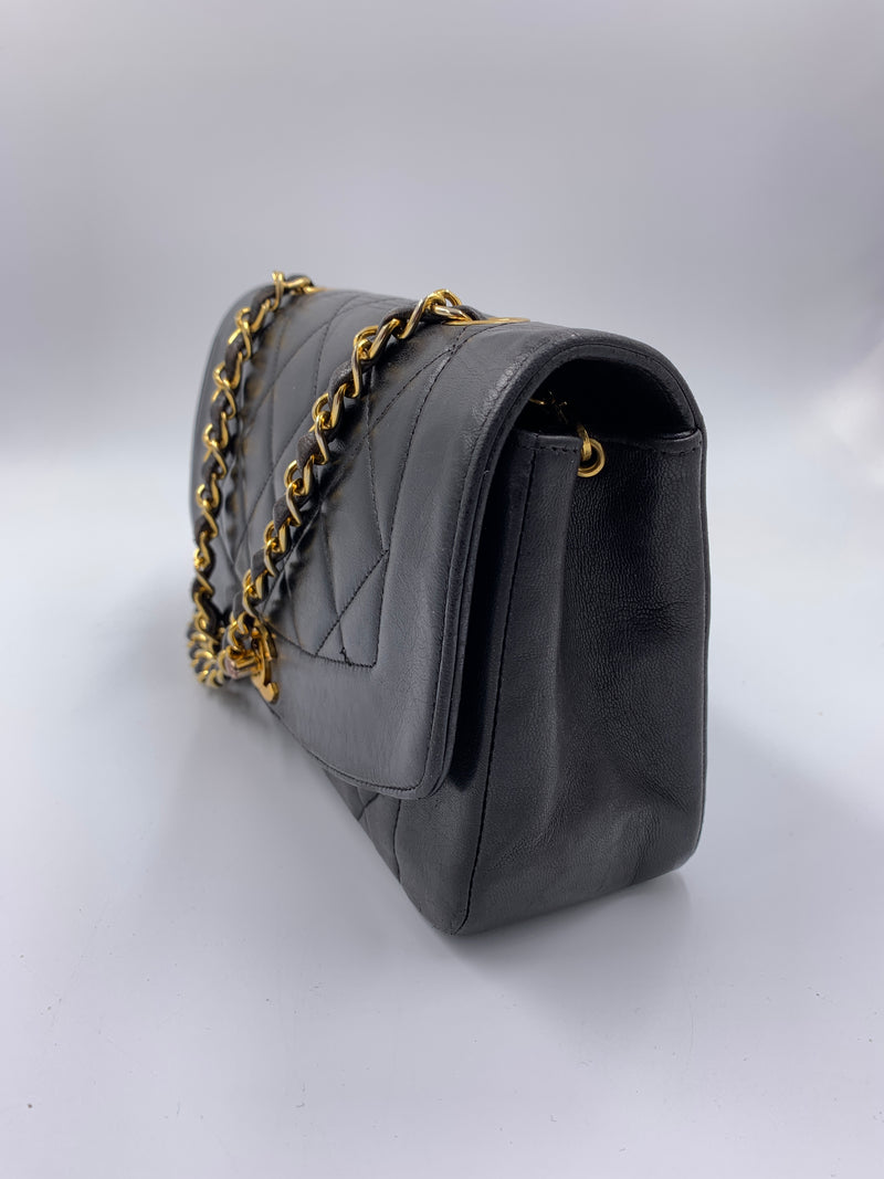 Sold-CHANEL Lambskin Small Diana Single Chain Single Flap Bag Black/gold