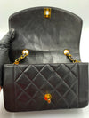 Sold-CHANEL Lambskin Small Diana Single Chain Single Flap Bag Black/gold