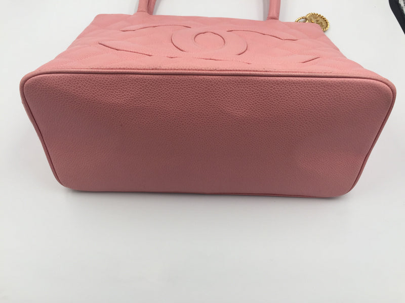 Sold-CHANEL Matelasse Medallion Tote Caviar Leather pink