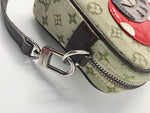 Sold-LOUIS VUITTON Monogram Conte de Fees Pochette Khaki M92274 – limited edition