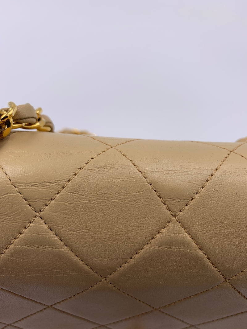 Sold-CHANEL Lambskin Small Diana Single Chain Single Flap Bag Beige/gold