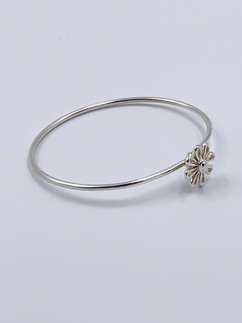 Sold-Tiffany 
Co Paloma Picasso Silver 925 Daisy Flower Bangle