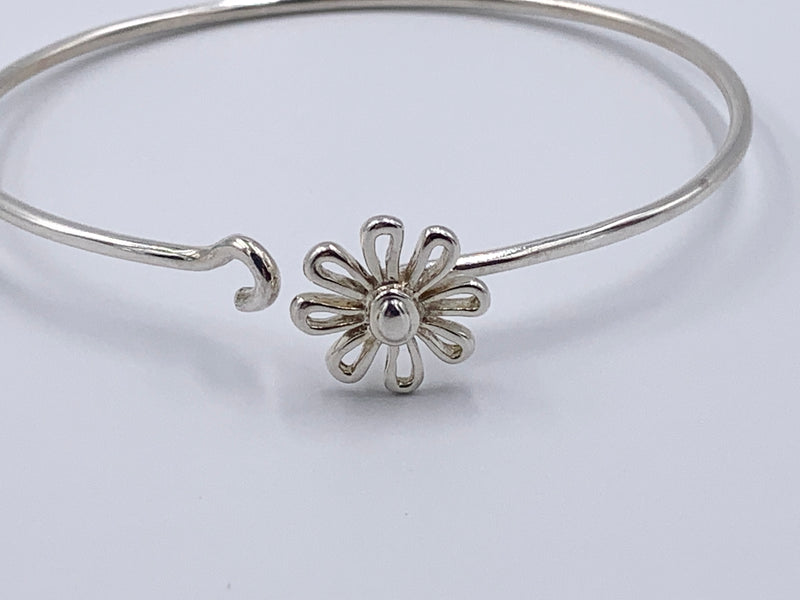 Sold-Tiffany 
Co Paloma Picasso Silver 925 Daisy Flower Bangle