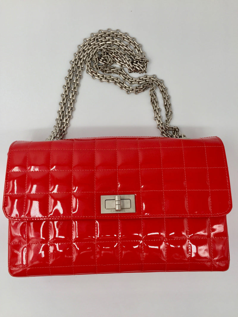 Sold-CHANEL Patent Leather Chocolate Bar Flap Bag red/silver