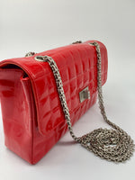 Sold-CHANEL Patent Leather Chocolate Bar Flap Bag red/silver