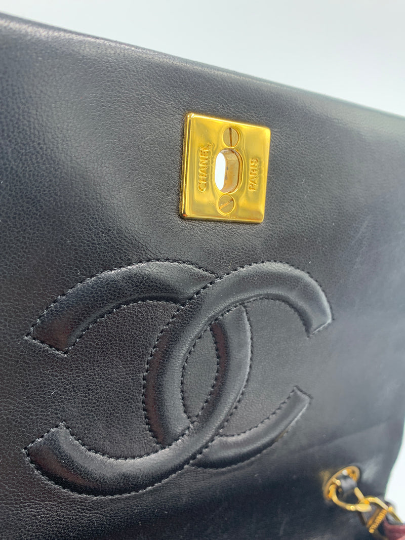 Sold-CHANEL Vintage Lambskin Small Full Flap Bag black/gold hardware