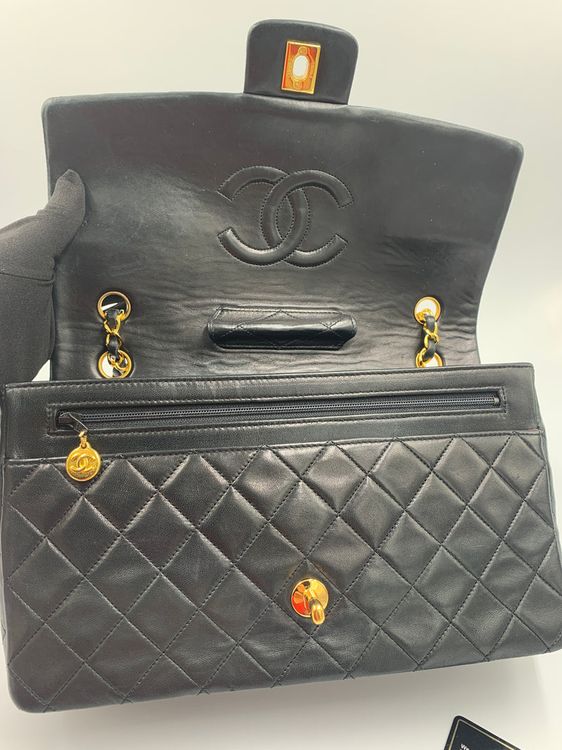 Sold-CHANEL Vintage Lambskin Medium/Large Single Flap Bag black/gold hardware