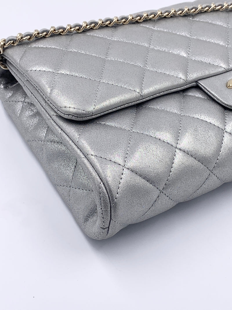 Sold-CHANEL Classic Quilted Flap Metallic Silver Calfskin Shoulder Bag/Clutch