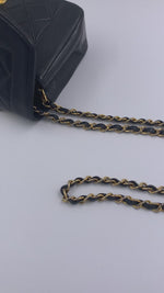 Sold-CHANEL Lambskin Small Diana Single Chain Single Flap Bag Black/gold