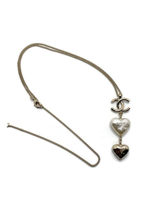 Sold-CHANEL CC Logo Double Heart Adjustable Necklace in Gold Hardware