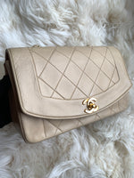 Sold-CHANEL Lambskin Small Diana Single Chain Single Flap Bag Beige/gold