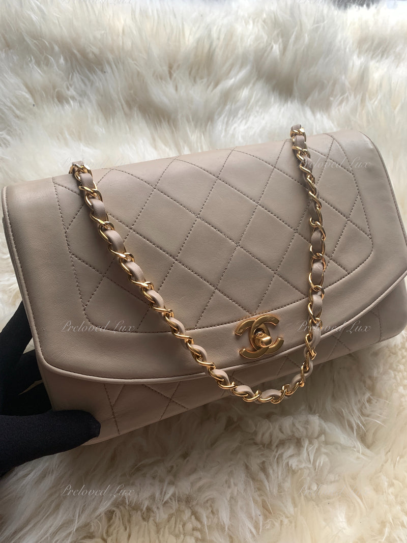 Sold-CHANEL Lambskin Medium Diana Single Chain Single Flap Bag Beige/gold