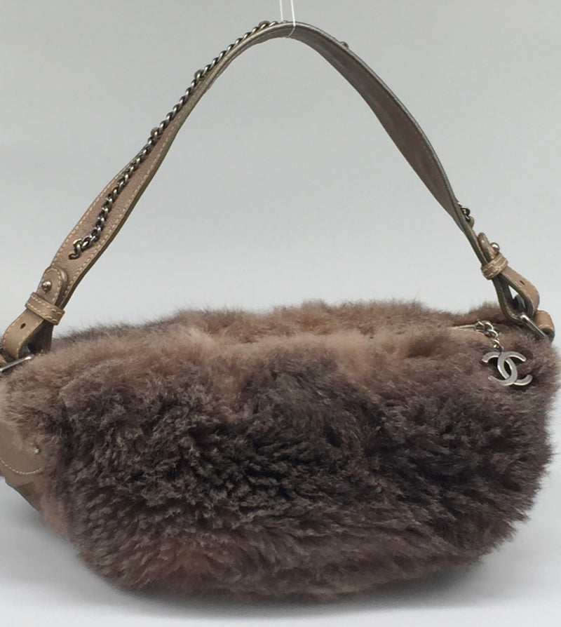 Sold-CHANEL Outdoor Ligne Hobo Fur with Leather Medium grey/brown